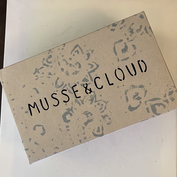 Musse & Cloud Black Flat Lace Up with Studded Trim. Worn once. - Picture 8 of 9